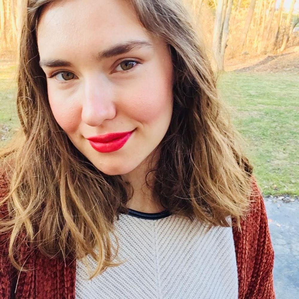 Meet your Posher, Ona